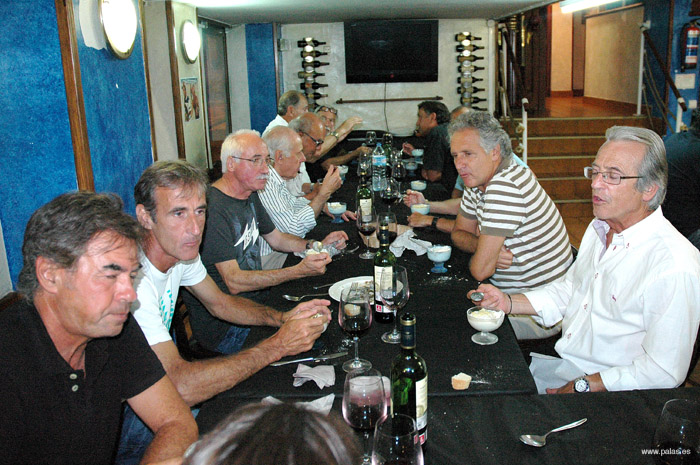 CENA_PALISTAS_2015_#3F0003