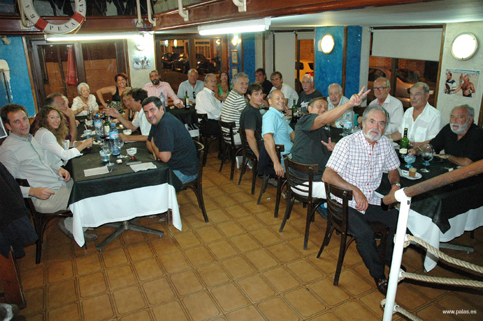 CENA_PALISTAS_2015_#3F0015